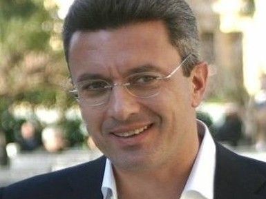 Η φάρσα της Lifo στο Χατζηνικολάου και η κόντρα του με τον διευθυντή σύνταξης της