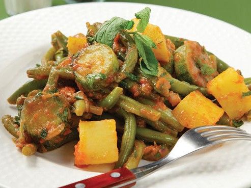 Φασολάκια γιαχνί από την Αργυρώ Μπαρμπαρίγου