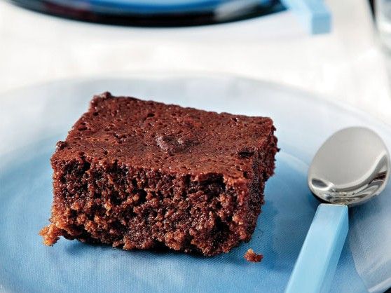 Σοκολατόπιτα µε σιρόπι από την Αργυρώ Μπαρμπαρίγου