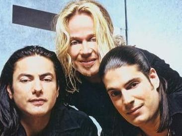 Δείτε πως είναι σήμερα ο Γιώργος Ελευθεράς από τους “Φίλους για πάντα”