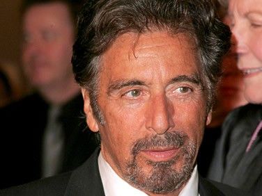 Δείτε τον Al Pacino με την κατά 39 χρόνια μικρότερή του σύντροφό του!