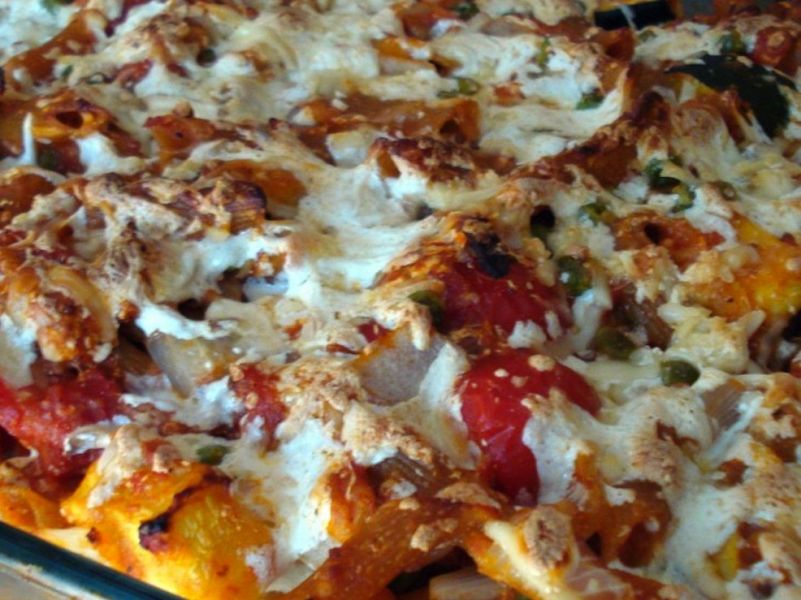 Μακαρόνια με λαχανικά από τον Άκη Πετρετζίκη