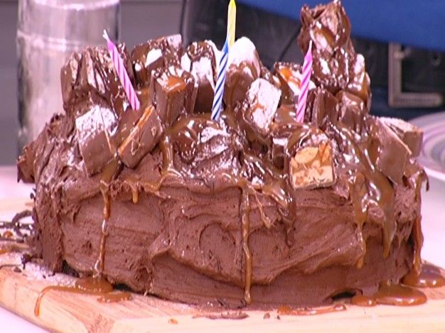 Τούρτα σοκολάτα από τον Άκη Πετρετζίκη