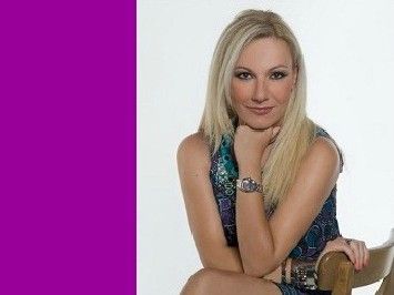 Η Τίνα Μεσσαροπούλου γράφει: Τηλεθεατές από κεκτημένη ταχύτητα και κερδισμένοι από συνήθεια!