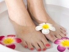 Ποδόλουτρο προετοιμασίας πεντικιούρ