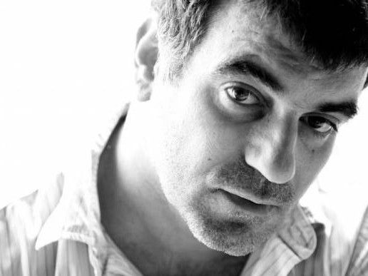Εχει εκδοθεί ένταλμα σύλληψης του δημοσιογράφου Κώστα Βαξεβάνη