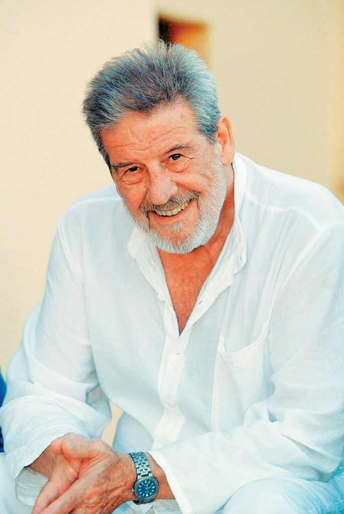 Γιάννης Βόγλης: Θα πρωταγωνιστήσει στο ‘Βαλς με Δώδεκα Θεούς”;