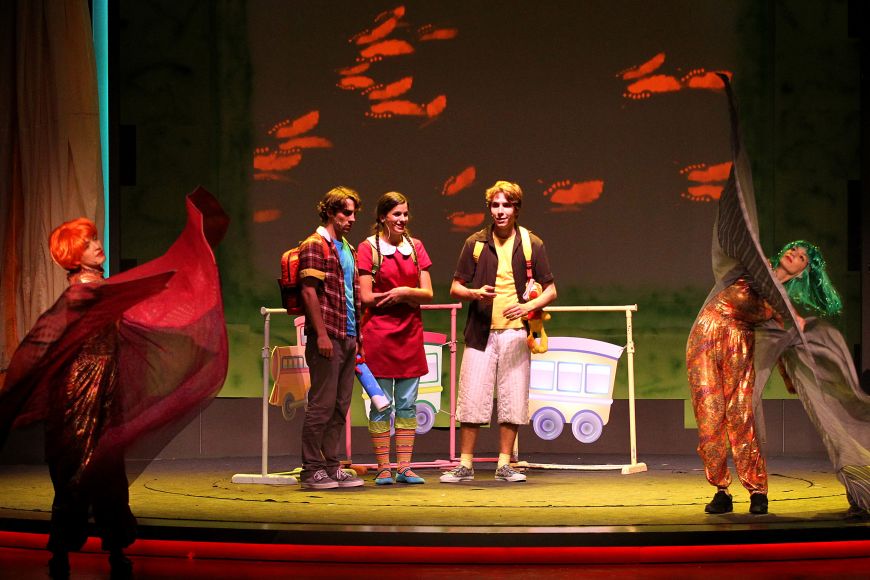 Λάχανα και χάχανα: The musical