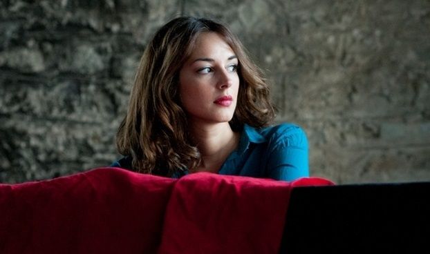 Η Βίκυ Παπαδοπούλου μιλάει για τον ρόλο της στο «Αφροδίτη με τη γούνα»