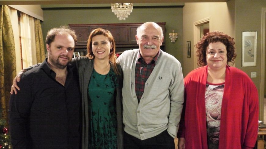 Χριστουγεννιάτικο επεισόδιο με πολλούς guests την Δευτέρα για τη «Μουρμούρα»