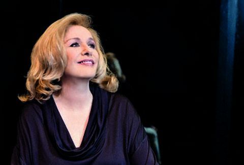 Βέρα Κρούσκα: «Δεν μιλάμε με τον Κώστα Αρζόγλου παρόλο που κάποτε ζήσαμε μαζί…»