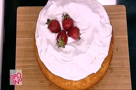 Ραβανί σιροπιαστό από την Αργυρώ Μπαρμπαρίγου (Video)