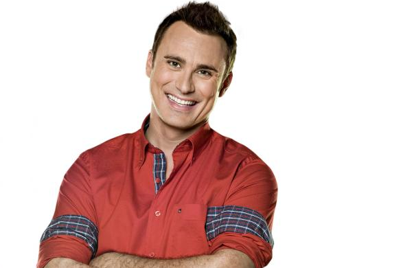 «Εθνική Ελλάδος»: Η νέα κωμική σειρά του Γιώργου Καπουτζίδη