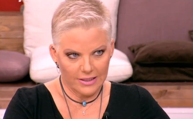 Νανά Παλαιτσάκη: «Ήμουν γνωστή ως Δούκα… Αλλά ήθελα να τιμήσω τον πατέρα μου, ο οποίος σκοτώθηκε όταν ήμουν 5 ημερών…» (Video)