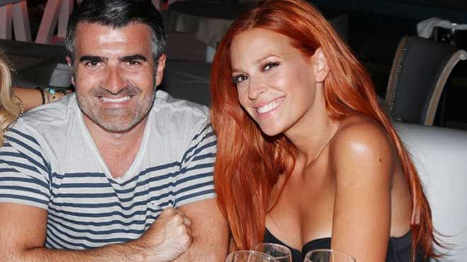 Σίσσυ Χρηστίδου- Παύλος Σταματόπουλος: Η απολαυστική φωτογραφία με τις ηλικίες τους και… το αυτί που μικροδείχνει!