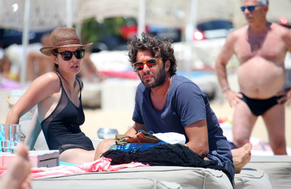 Αντώνης Βλοντάκης – Κορίνα Στεργιάδου: Οι διακοπές του ζευγαριού στη Μύκονο (Φωτογραφίες)