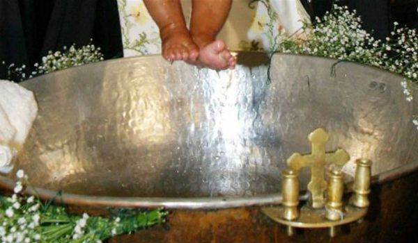 Κληρικός στην Ηγουμενίτσα αρνήθηκε να κάνει τη βάφτιση, αλλά… δεν φαντάζεστε για ποιο λόγο!