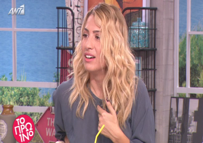 Με ποια γνωστή τραγουδίστρια ήταν συμμαθήτρια η Μαρία Ηλιάκη; (Video)