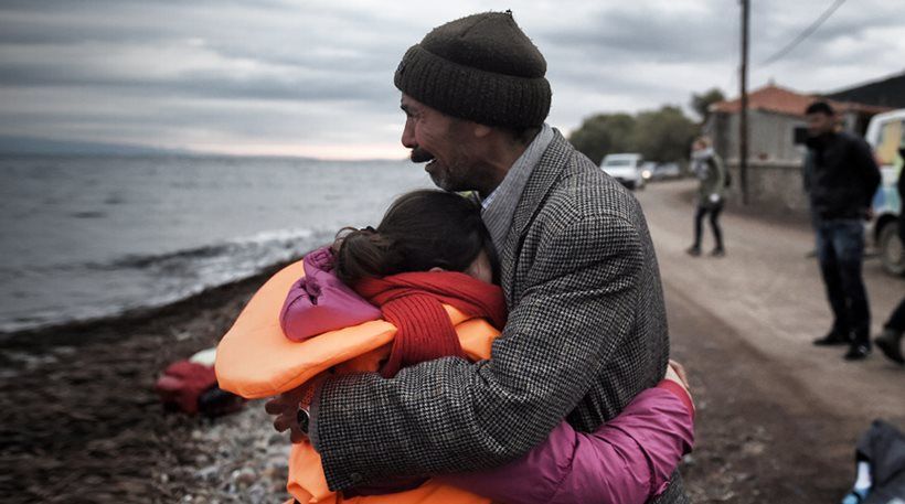 Νέα τραγωδία στο Αιγαίο: Οχτώ παιδιά νεκρά σε ναυάγιο με 12 θύματα ανοιχτά της Σάμου