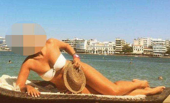Παρουσιάστρια δελτίου ειδήσεων με λευκό μπικίνι «έριξε» το instagram!