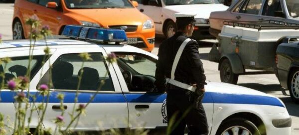 Αναζητείται οδηγός που τραυμάτισε σοβαρά γυναίκα και την εγκατέλειψε