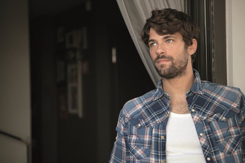 Αποστόλης Τότσικας: Δείτε τον μαζί με τον κούκλο αδελφό του, Θανάση!