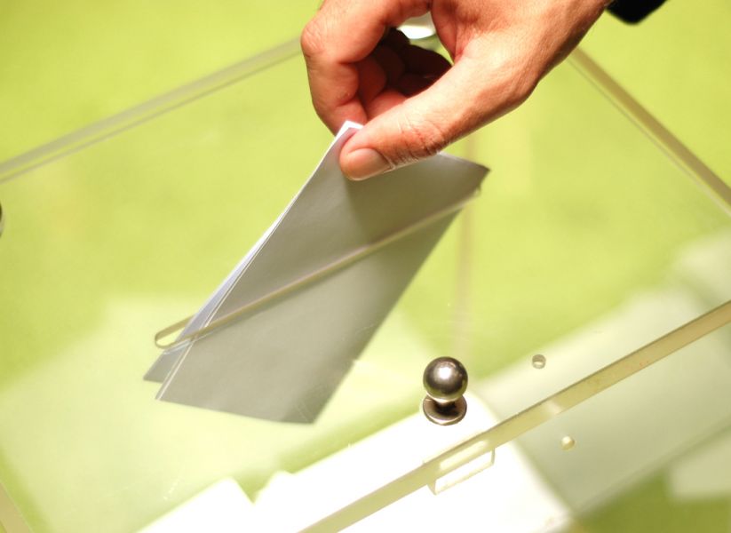 Το λεξικό των εκλογών: Γιατί λέμε «καλό βόλι», «δαγκωτό» και «του έριξα μαύρο»