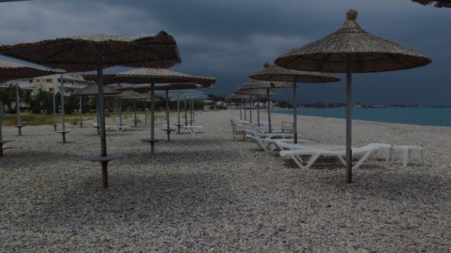 Αποζημίωση 900 ευρώ σε Γερμανό τουρίστα επειδή δεν μπορούσε να βρει ξαπλώστρα σε ξενοδοχείο στην Κω – Ήταν «πιασμένες» με πετσέτες