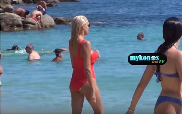 Η Σάσα Σταμάτη αλά Baywatch στην Μύκονο! (Video)