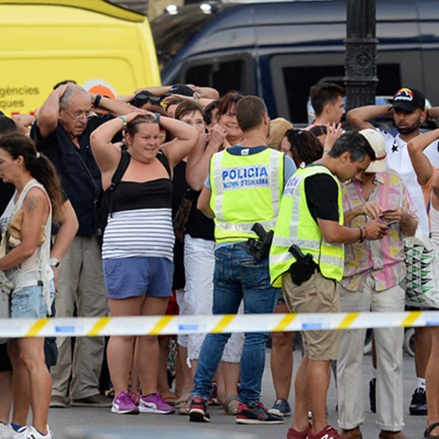 Τρόμος στην Ισπανία από τις δύο επιθέσεις: 13 νεκροί και 100 τραυματίες