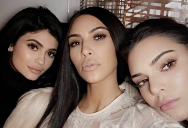H make-up artist των Kardashians ορκίζεται σε αυτή τη μάσκαρα των 7 ευρώ
