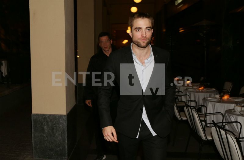 Στην Αθήνα ο Robert Pattinson- Η πρεμιέρα και οι βόλτες του στην πρωτεύουσα!