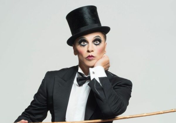 Το πολυβραβευμένο μιούζικαλ Cabaret ανεβαίνει στο Παλλάς