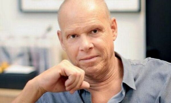 Τζώνη Καλημέρης: Με τη νυν σύντροφό του, Χριστίνα Κοντοβά, στην ίδια εκδήλωση με την πρώην του, Ανθή Σαλαγκούδη!