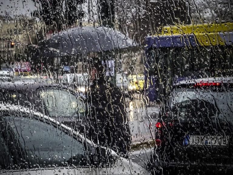 Αλλαγή σκηνικού στον καιρό από σήμερα Τρίτη! Έρχονται βροχές και καταιγίδες