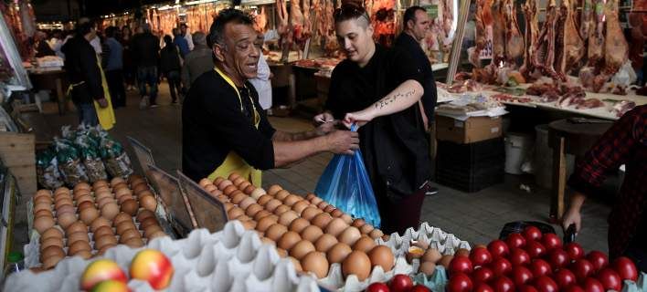 Οδηγίες ΕΦΕΤ για τις πασχαλινές αγορές -Τι προσέχουμε σε κρέατα, αυγά, βαφές