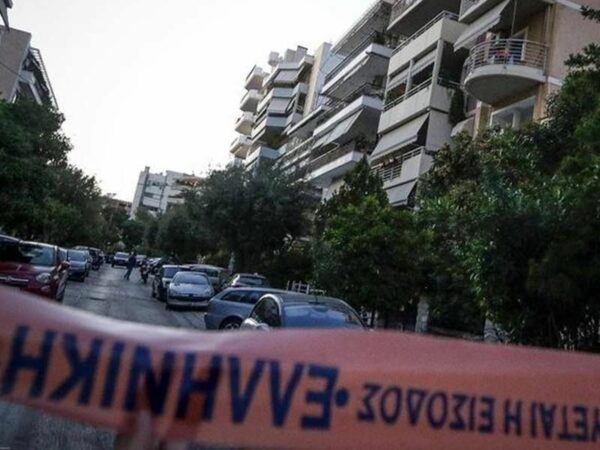 Ποια είναι η 22χρονη που πέταξε το μωρό της, τι είπε στην ομολογία της και όσα λένε οι γείτονες! (Video)