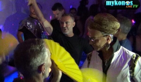Ο Λάκης Γαβαλάς και οι Dsquared σε μεγάλα κέφια! (Video)
