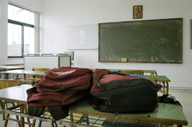 Ζάκυνθος: Έπιασαν δάσκαλο για σεξουαλική παρενόχληση παιδιών!