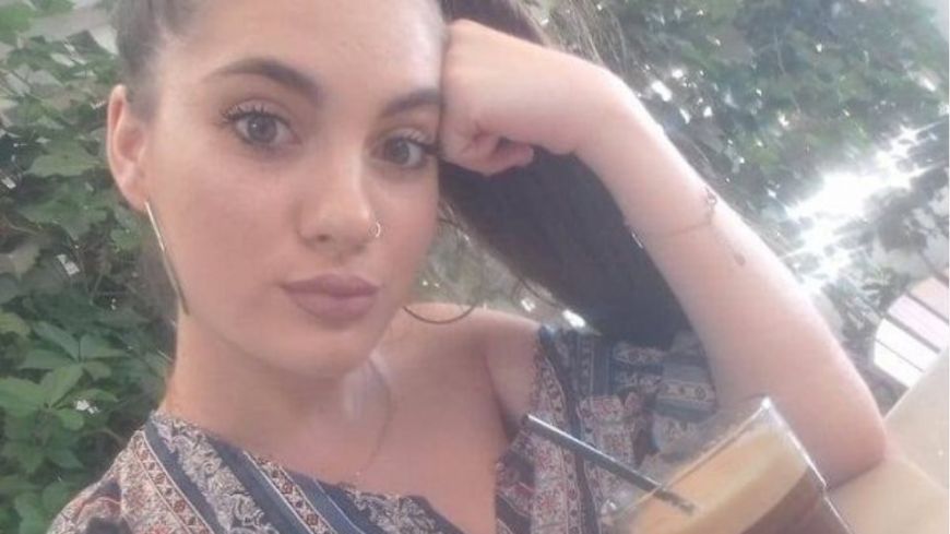 Ανατροπή με το θάνατο της 20χρονης στο ασανσέρ: Πιάστηκε το ρούχο της στην πόρτα και πνίγηκε;