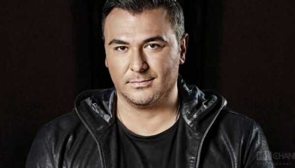 Στην πρεμιέρα συναδέλφων του βρέθηκε ο Αντώνης Ρέμος. Το μήνυμα του: ‘Σας αγαπάω και τους δυο!”