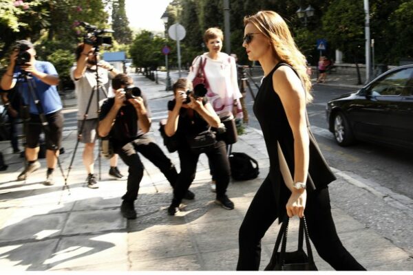 Η εξομολόγηση της Έφης Αχτσιόγλου για τις δύσκολες στιγμές που πέρασε λόγω δημοσιευμάτων