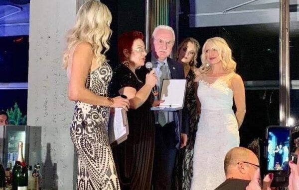 Fashion Elevate show: Μια λαμπερή εκδήλωση με τιμώμενο πρόσωπο τον Γιώργο Τσούκαλη (Photos)