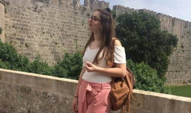 Ελένη Τοπαλούδη: Η συμβολική κίνηση της μητέρας της στη μνήμη της 5 χρόνια μετά την άγρια δολοφονία της