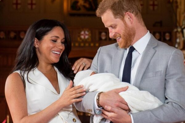 Μέγκαν – Χάρι και ο υιός τους Archie Harrison Mountbatten – Windsor!