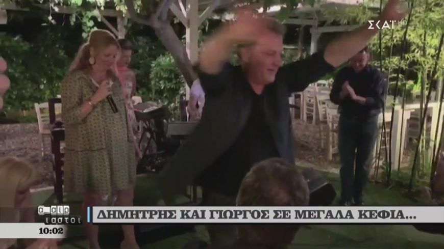 Δημήτρης  Οικονόμου-Γιώργος  Παπαδάκης: Δείτε τους να χορεύουν  ζεϊμπέκικο