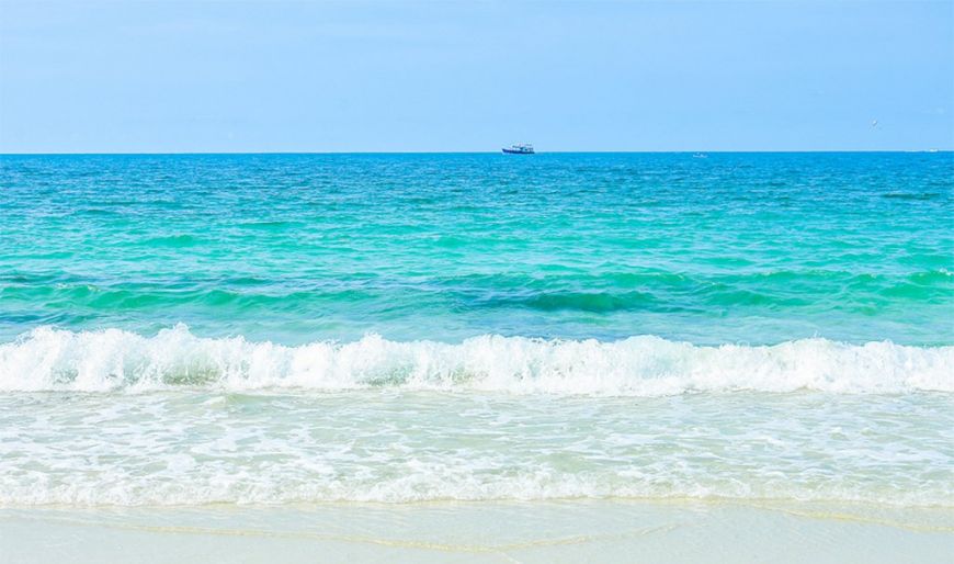 Splish, splash! Oι Έλληνες celebrities απολαμβάνουν ήλιο,  θάλασσα και βουτιές!