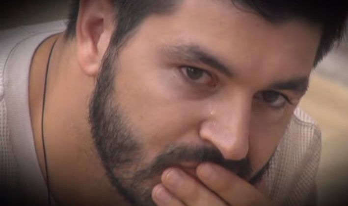 “Άγγελε μου”: Ένα τραγούδι αφιερωμένο στον Πάνο Ζάρλα!