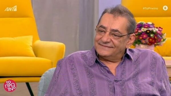 Αντώνης Καφετζόπουλος: Η συγκατοίκηση με τον γιο του και η φροντίδα της 100χρονης μητέρας του