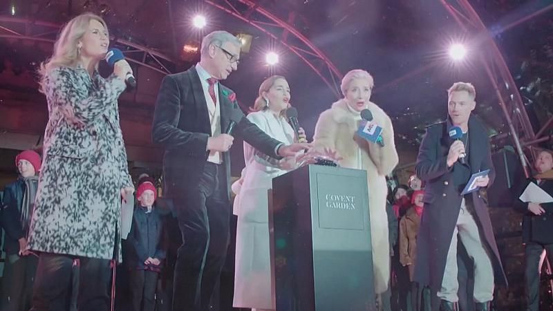Λονδίνο: Διάσημοι ηθοποιοί ανάψαν  τα χριστουγεννιάτικα φώτα